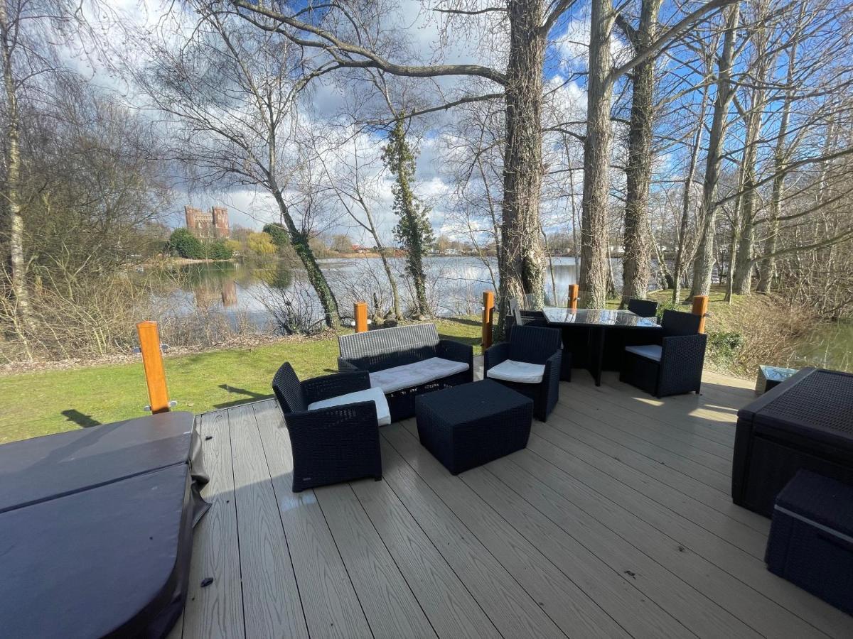 Rudd Lake Luxury Lakeside Lodge With Fishing & Hot Tub@Tattershall Exteriér fotografie